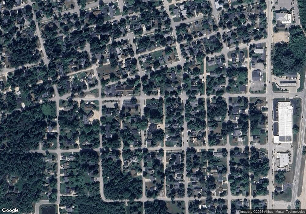 311 W 1st St, Elk Rapids, MI 49629 - photo 1