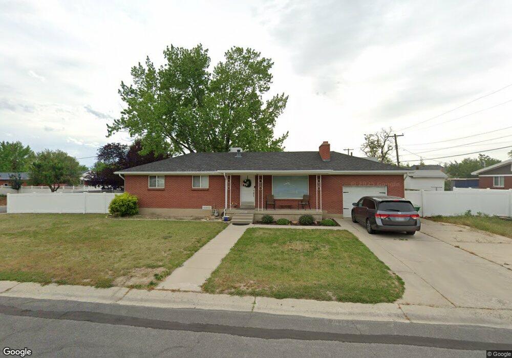 8906 S 540 E, Sandy, UT 84070 - photo 1