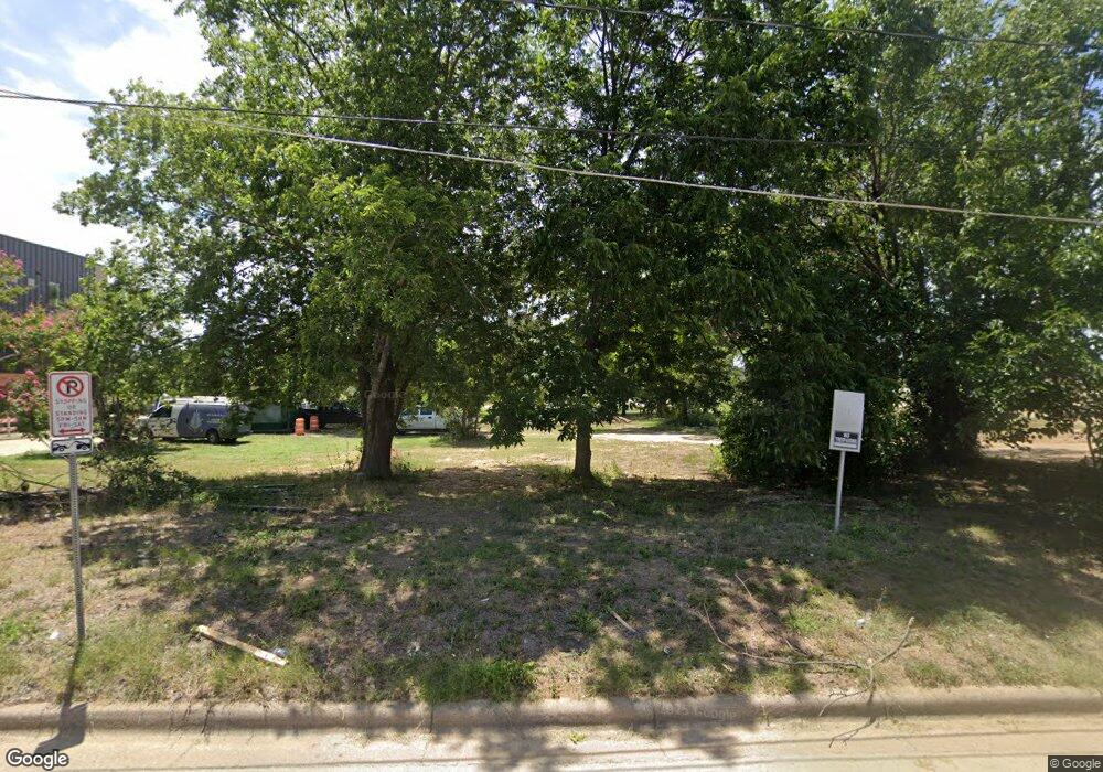 316 S Rayner St, Fort Worth, TX 76111 - photo 1