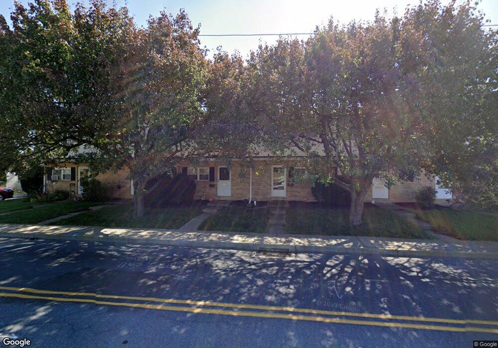 320 W Shady Ln, Enola, PA 17025 - photo 1