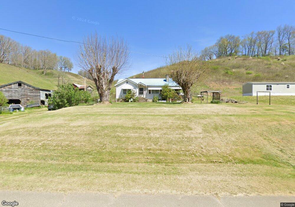 106 Walking Rd, Burnsville, NC 28714 - photo 1