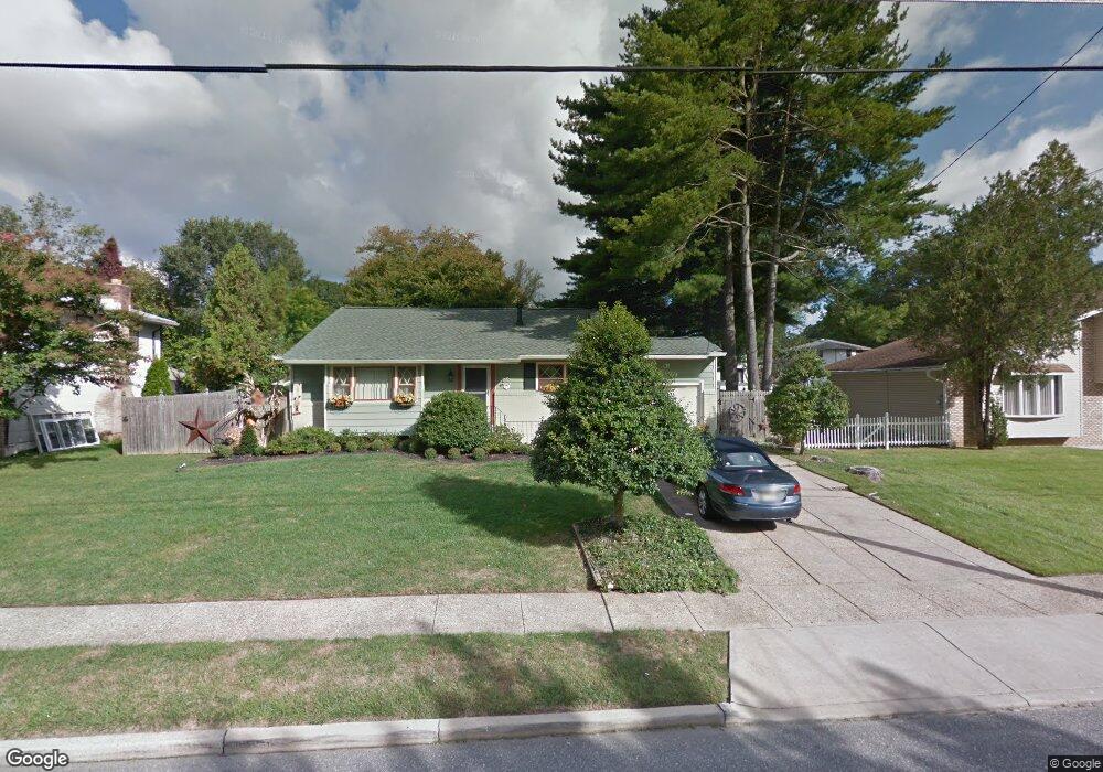 611 Beverly Dr, Magnolia, NJ 08049 - photo 1