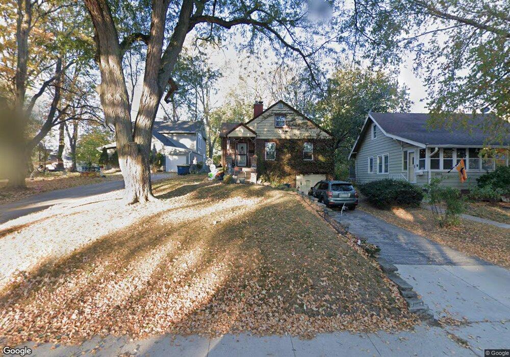 2100 35th St, Des Moines, IA 50310 - photo 1