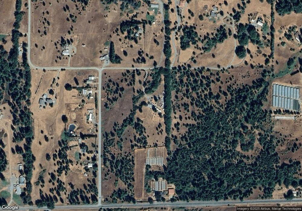 303 Reagor Ln, Cave Junction, OR 97523 - photo 1