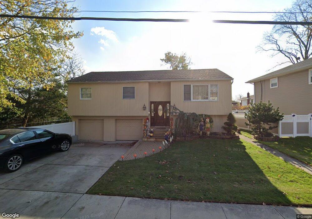 250 Lake St, Oceanside, NY 11572 - photo 1