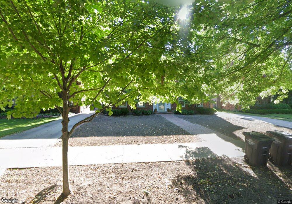 598 University Place, Grosse Pointe, MI 48230 - photo 1