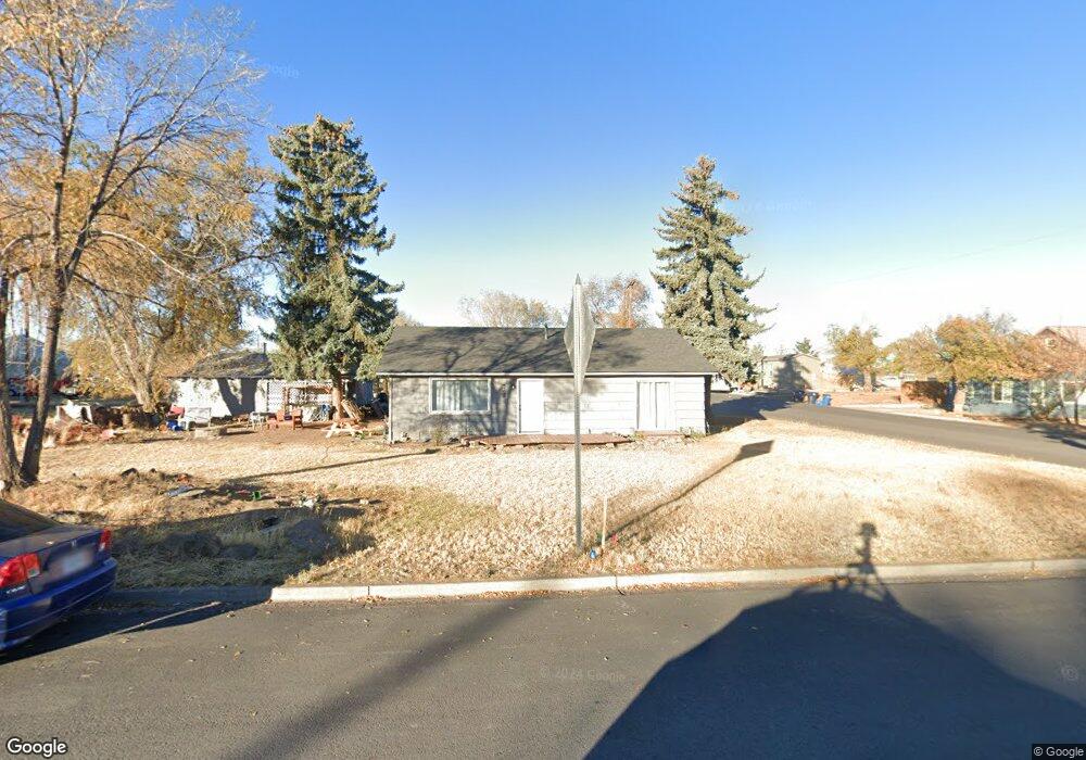 407 S Jackson St, Redmond, OR 97756 - photo 1