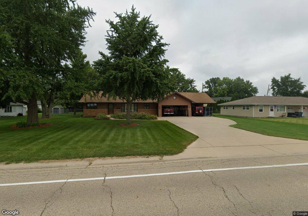 901 Elm Place, Princeton, IL 61356 - photo 1