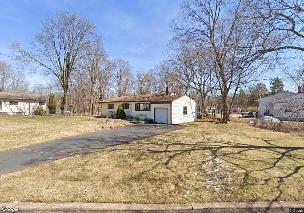 40 Lake Park Dr, Piscataway, NJ 08854 - photo 1