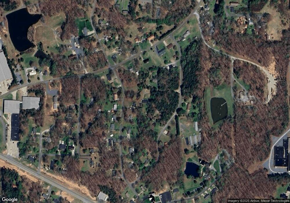 937 Seminole Dr, Asheboro, NC 27205 - photo 1