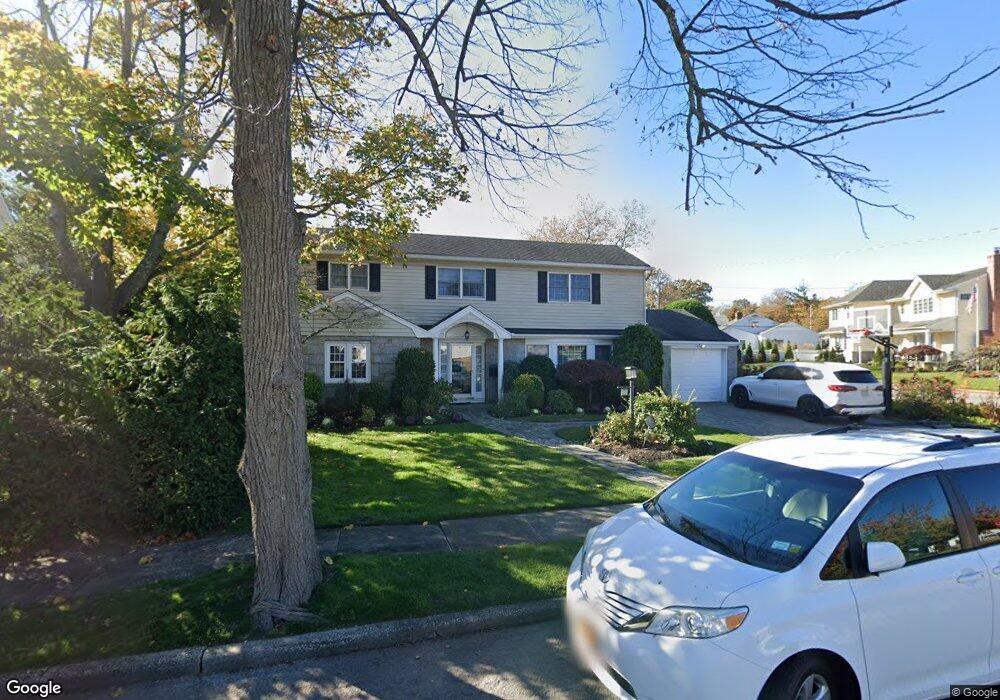 15 Leonard Dr, East Rockaway, NY 11518 - photo 1