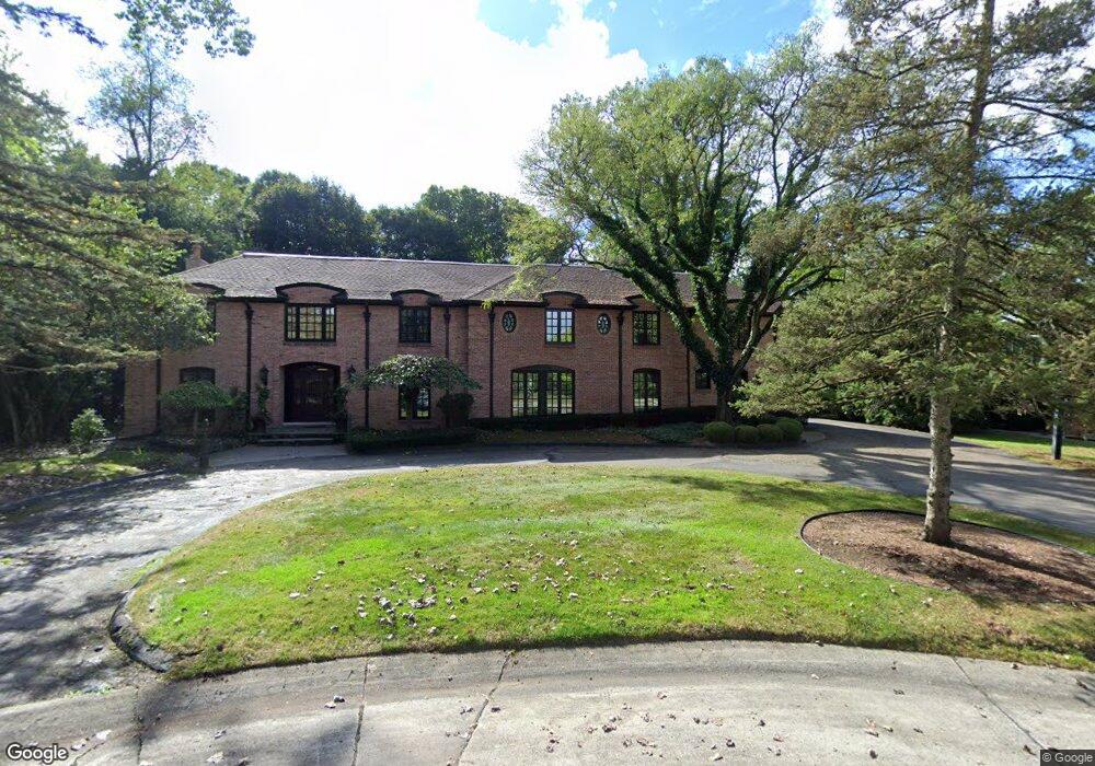 7456 Paddle Wheel Ct, Bloomfield Hills, MI 48301 - photo 1