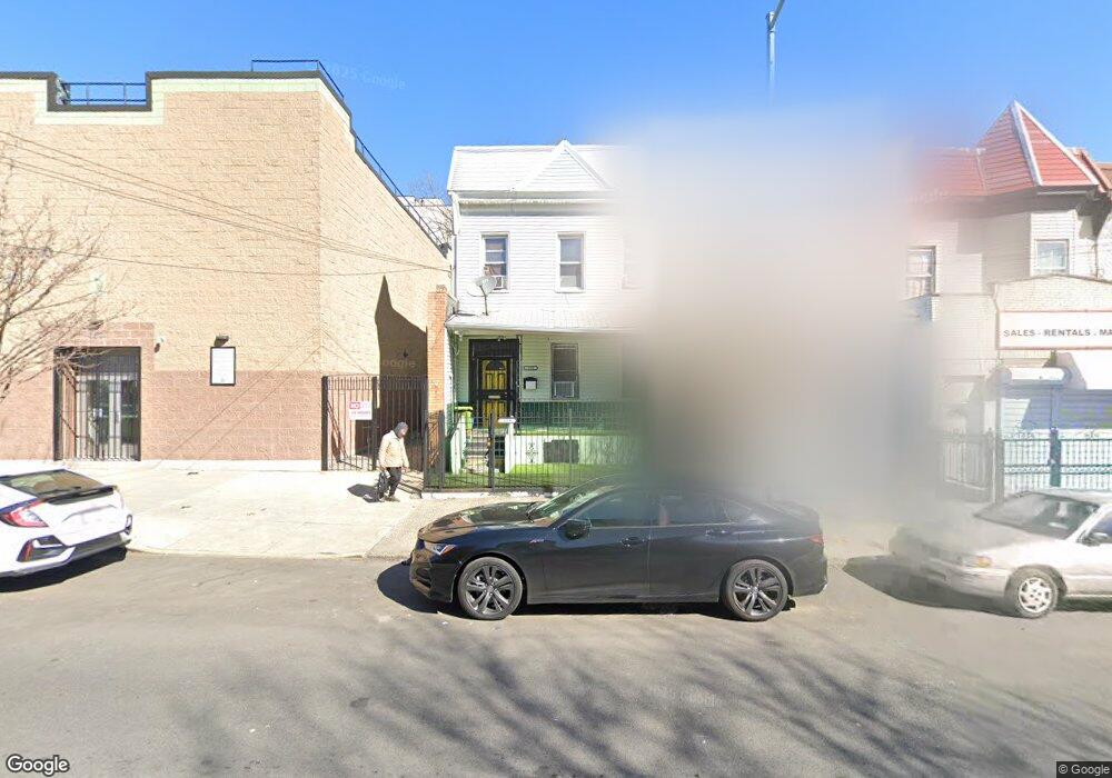 359 E 169th St, Bronx, NY 10456 - photo 1