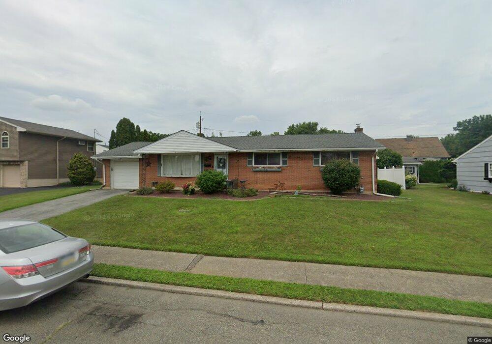 3040 Coplay Ln, Whitehall, PA 18052 - photo 1