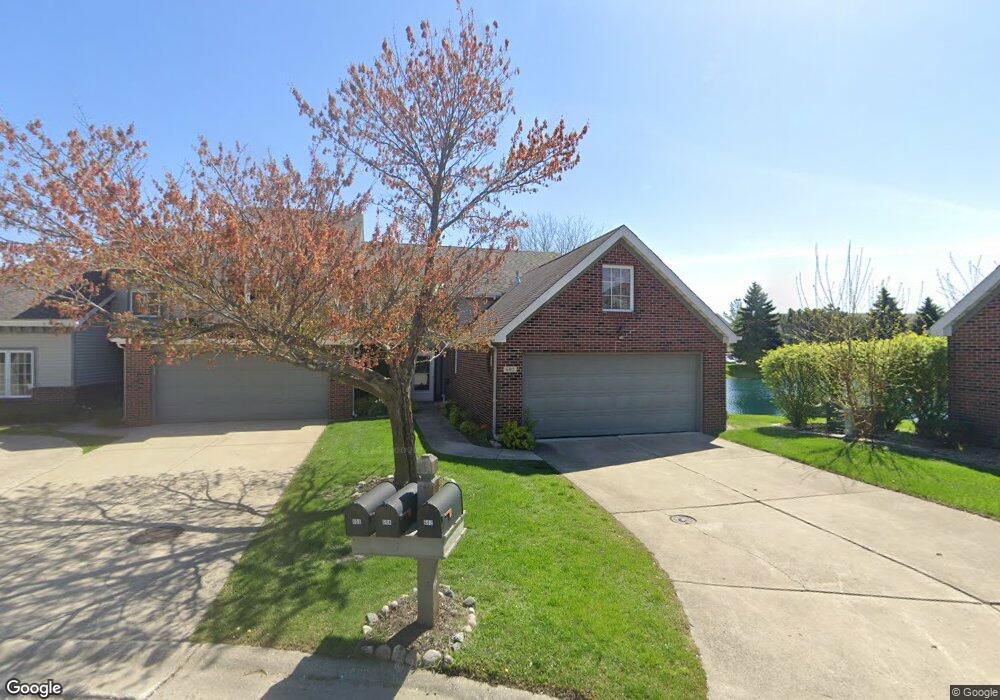 602 W 94th Ct, Crown Point, IN 46307 - photo 1