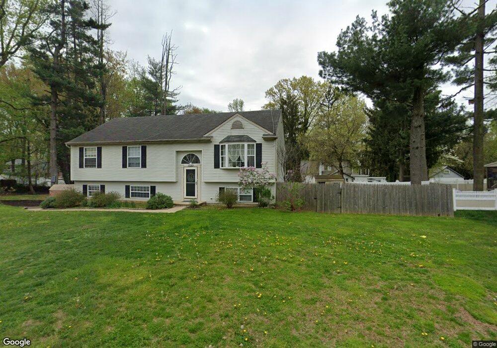1083 Lexington Dr, Woodbury, NJ 08096 - photo 1
