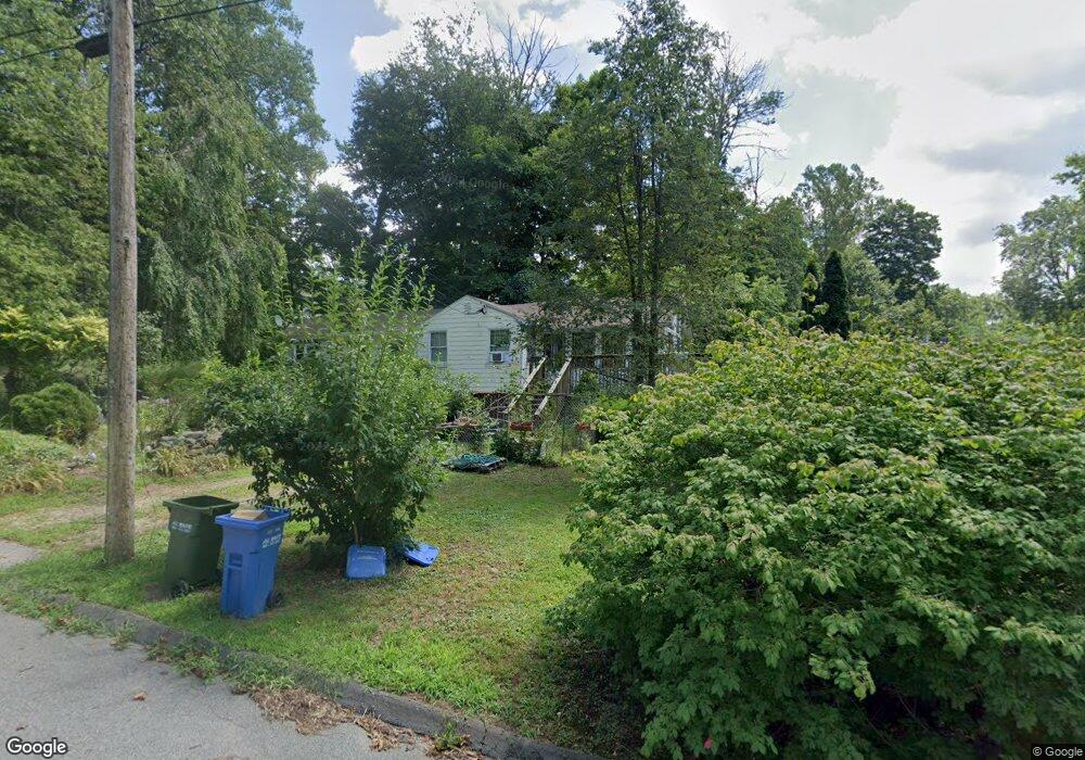 13 Chaucer Rd, East Hampton, CT 06424 - photo 1