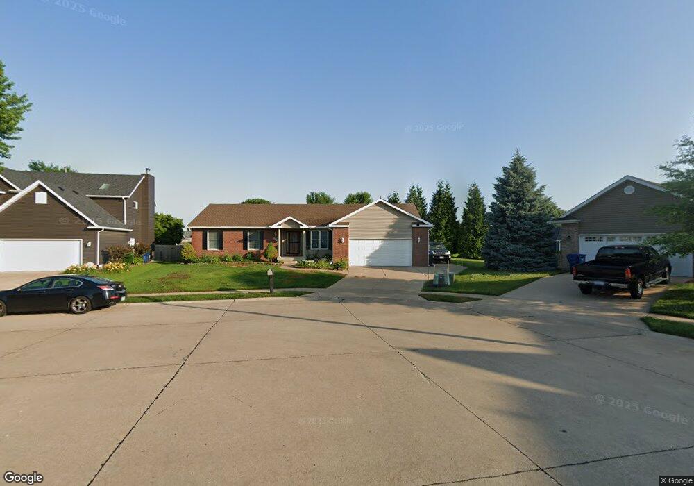 5140 Fillmore Ct, Davenport, IA 52806 - photo 1