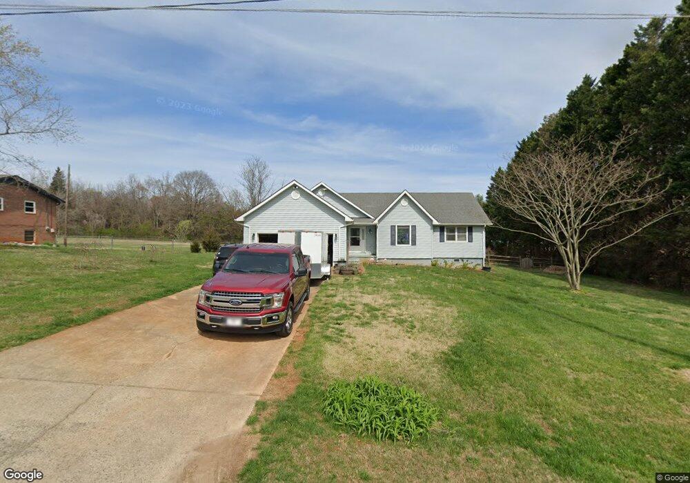 159 Strawberry Ln, Statesville, NC 28625 - photo 1