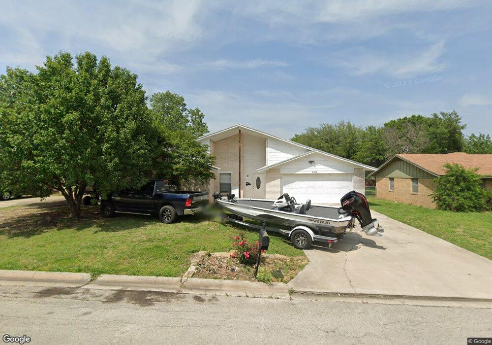 2002 Tulane Ave, Gainesville, TX 76240 - photo 1