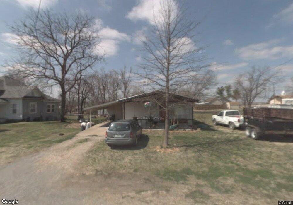 307 S Locust St, Locust Grove, OK 74352 - photo 1