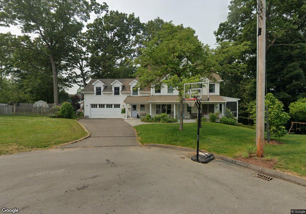 35 Riverfield Dr, Fairfield, CT 06824 - photo 1