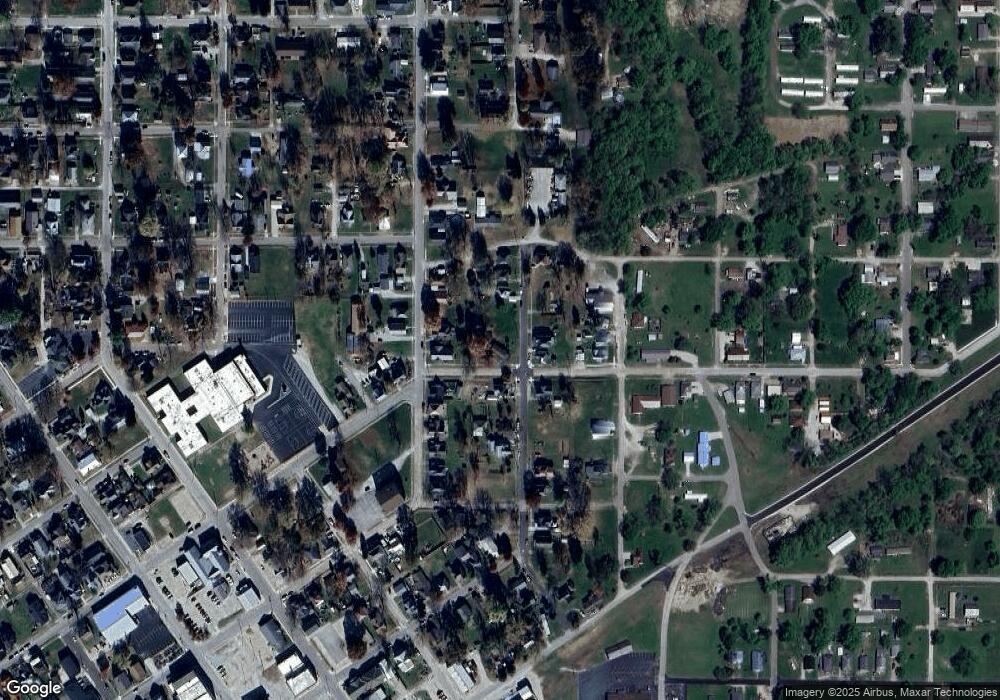 505 E 4th St, Bicknell, IN 47512 - photo 1