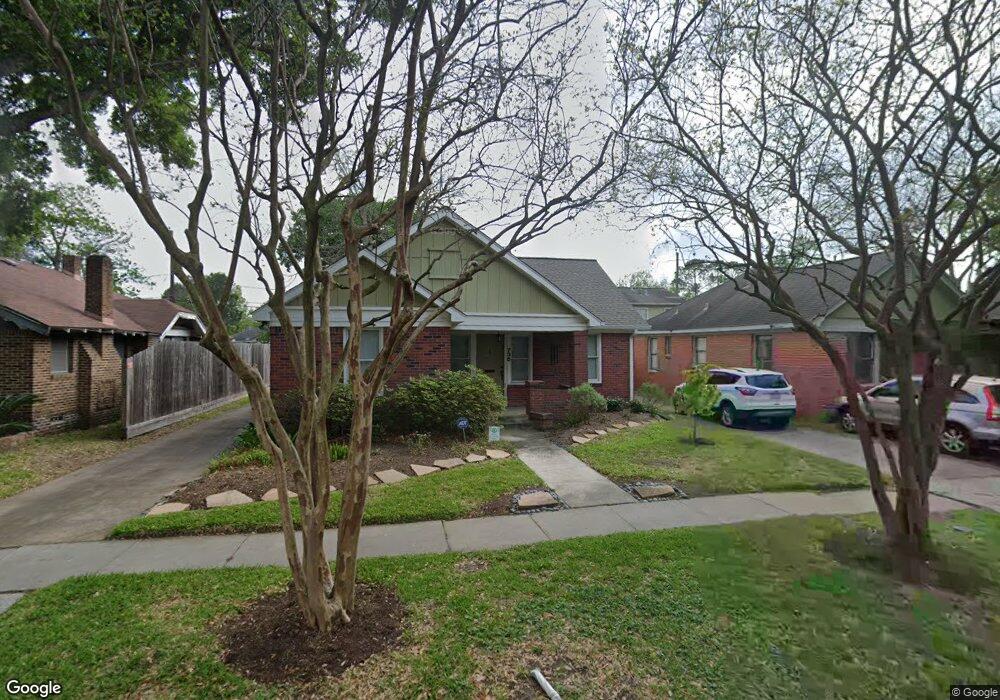 738 E 16th St, Houston, TX 77008 - photo 1