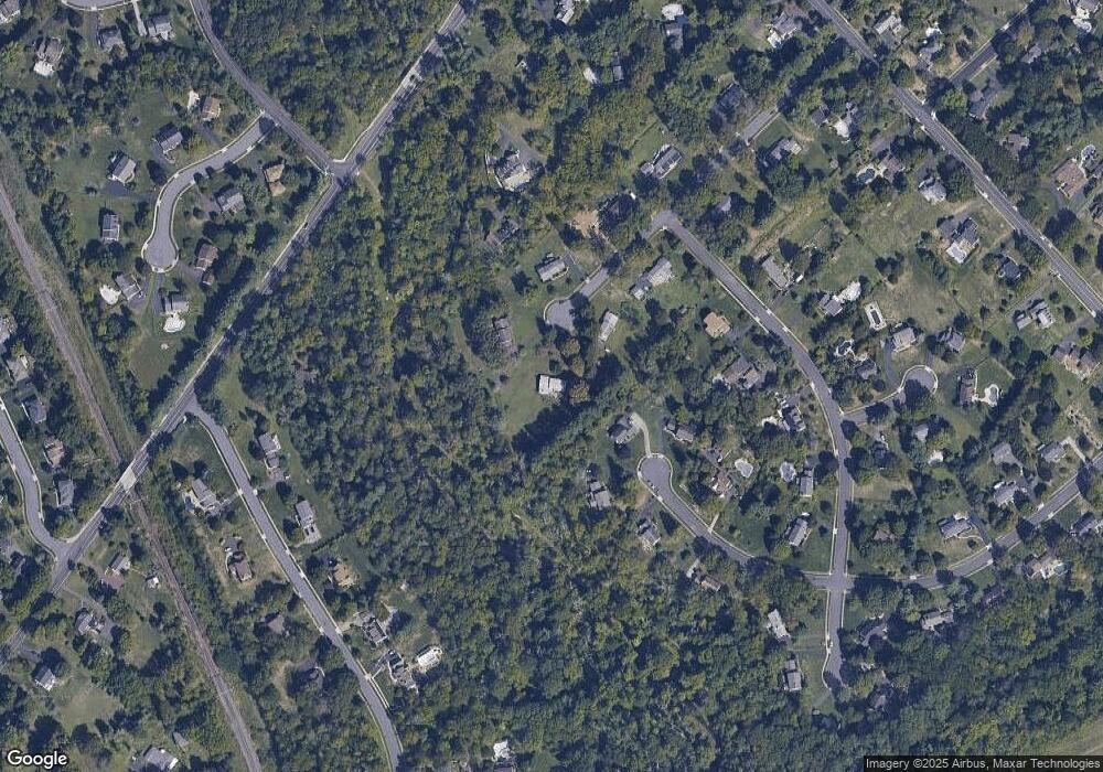 755 Pineview Ln, North Wales, PA 19454 - photo 1