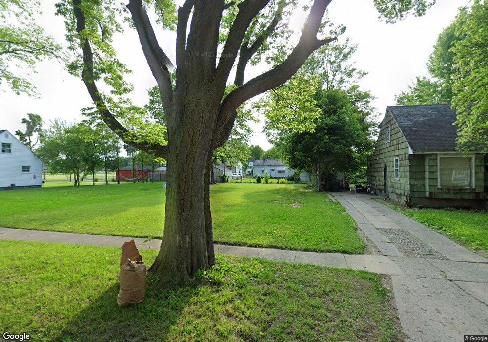 5910 Glenn Ave, Flint, MI 48505 - photo 1