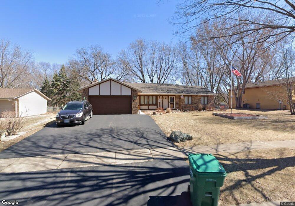 10260 Nathan Ln N, Maple Grove, MN 55369 - photo 1