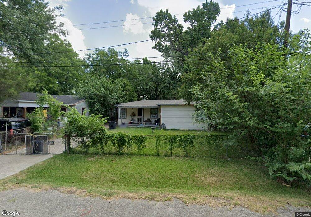 513 Sikes St, Houston, TX 77018 - photo 1