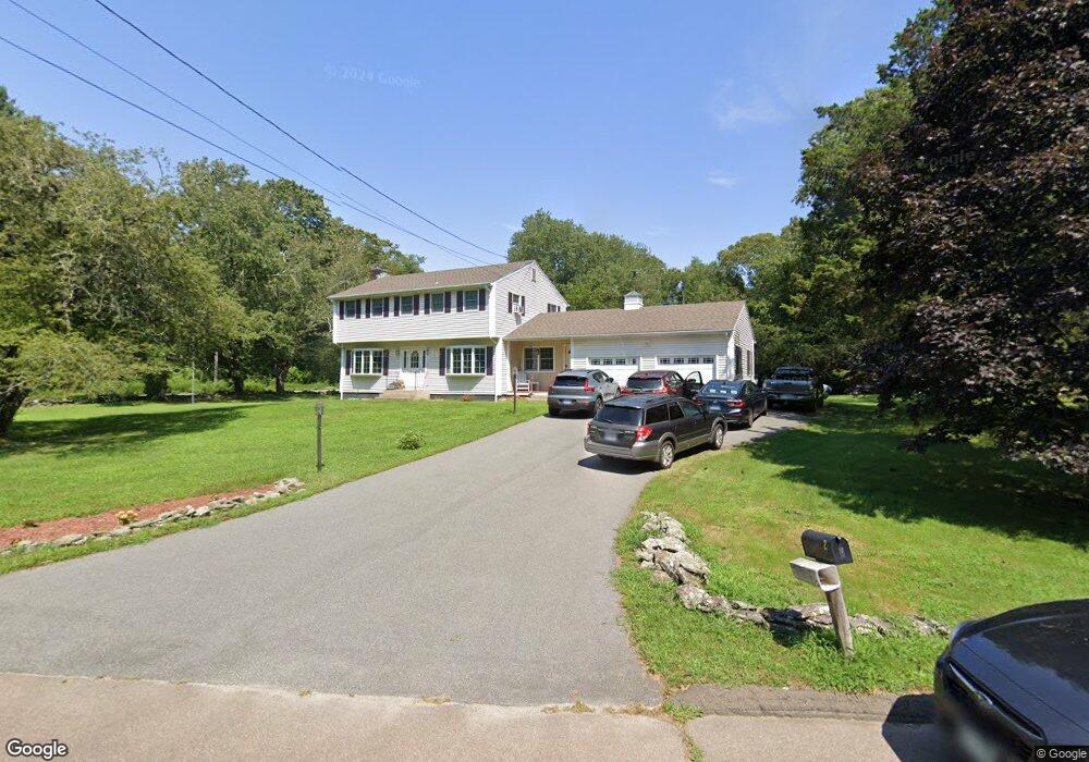 2 Stoneleigh Knolls, Old Lyme, CT 06371 - photo 1