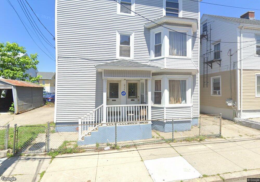 219 Harrison St, Pawtucket, RI 02860 - photo 1