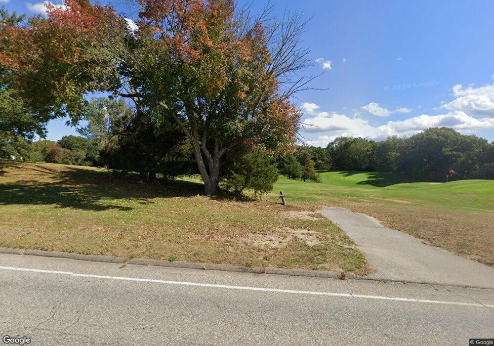 121 Old Pond Ln, Norwich, CT 06360 - photo 1