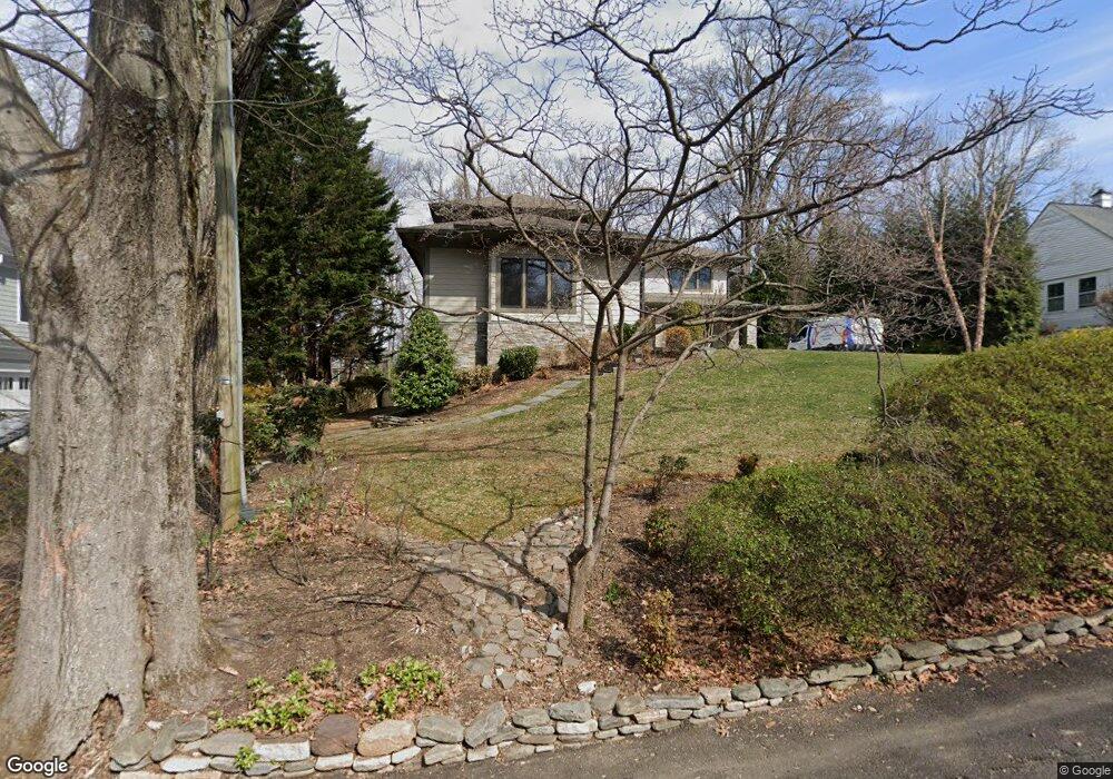 6636 Kirby Ct, Falls Church, VA 22043 - photo 1