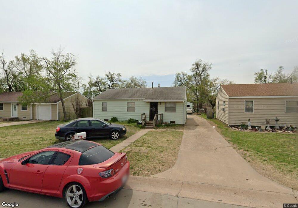 2817 E Eucalyptus Ave, Enid, OK 73701 - photo 1