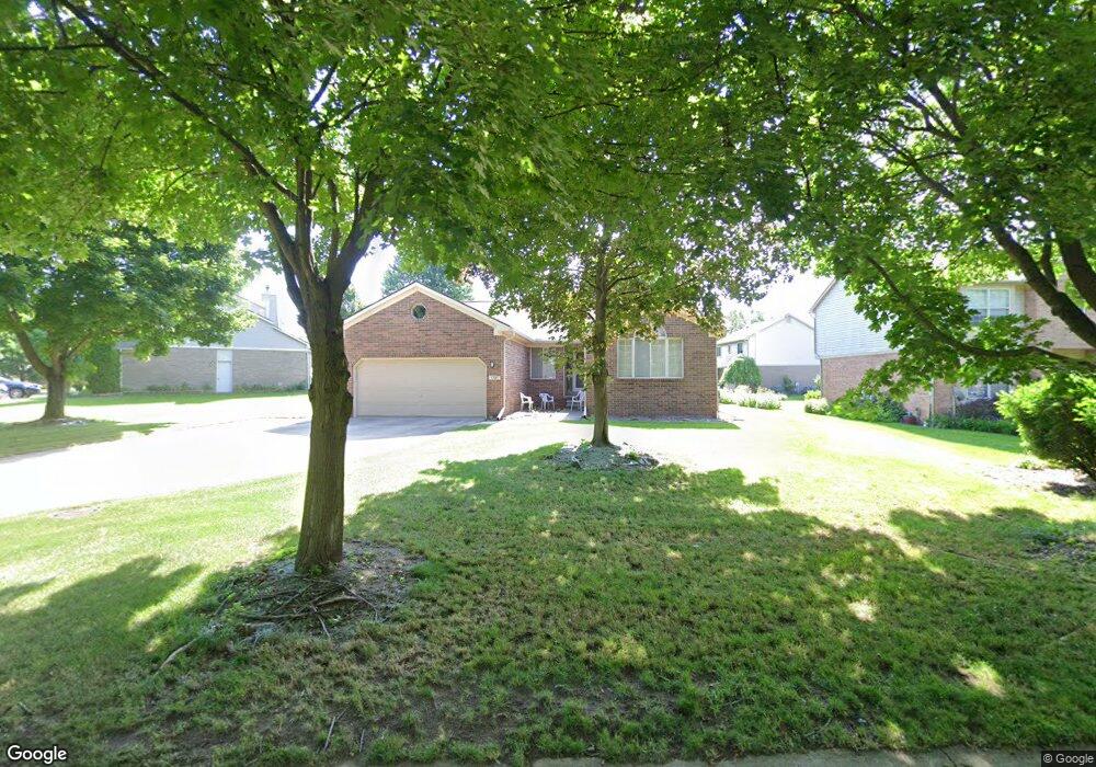 1791 Heron View Ct, West Bloomfield, MI 48324 - photo 1