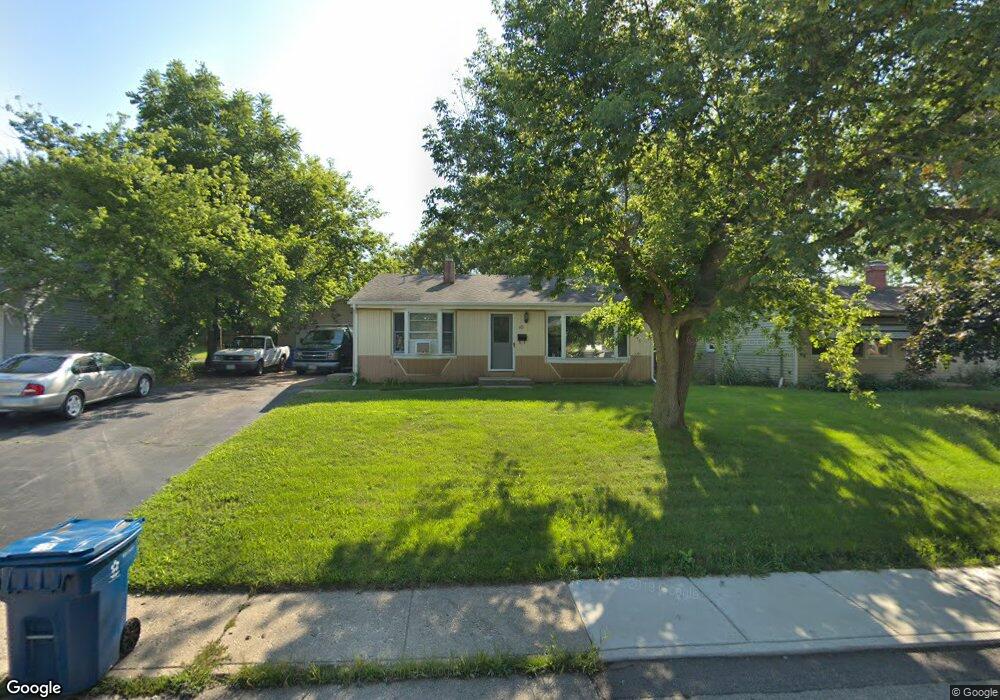 63 Alameda Dr, Carpentersville, IL 60110 - photo 1