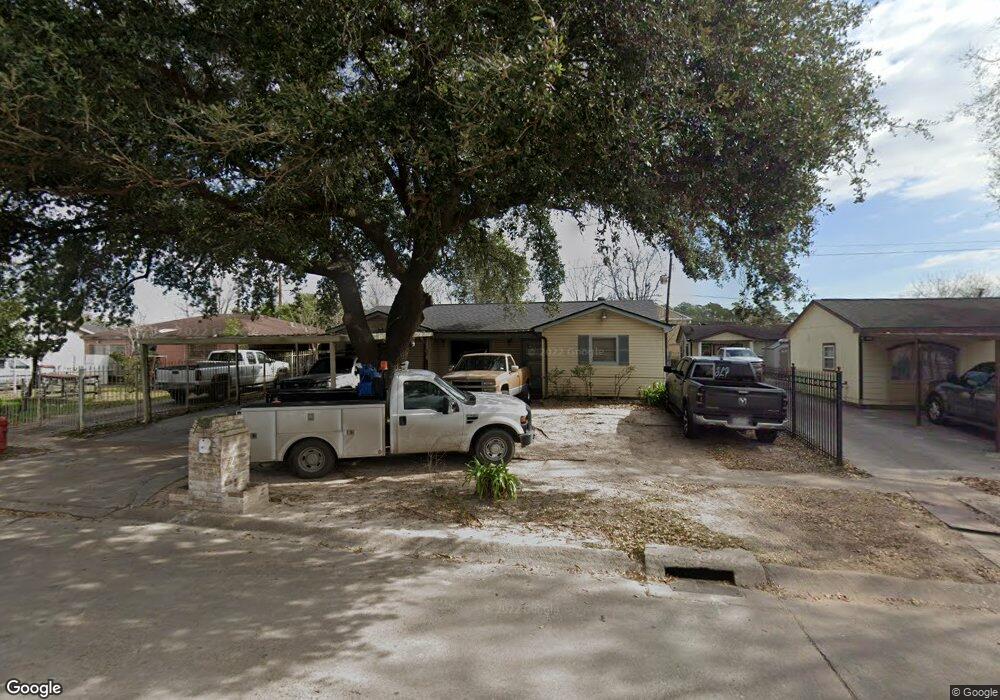 12118 Macnaughton Dr, Houston, TX 77039 - photo 1