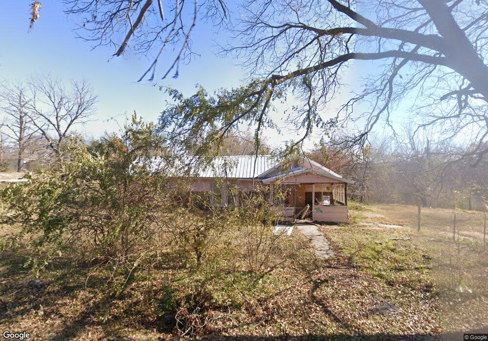 608 N 2nd St, Henryetta, OK 74437 - photo 1