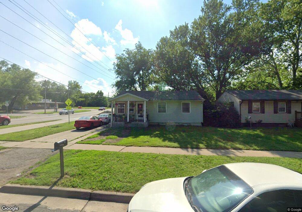 3621 SE Humboldt St, Topeka, KS 66605 - photo 1