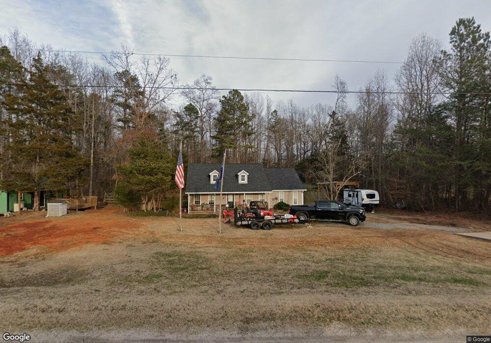 1864 Davis Cir, Clover, SC 29710 - photo 1