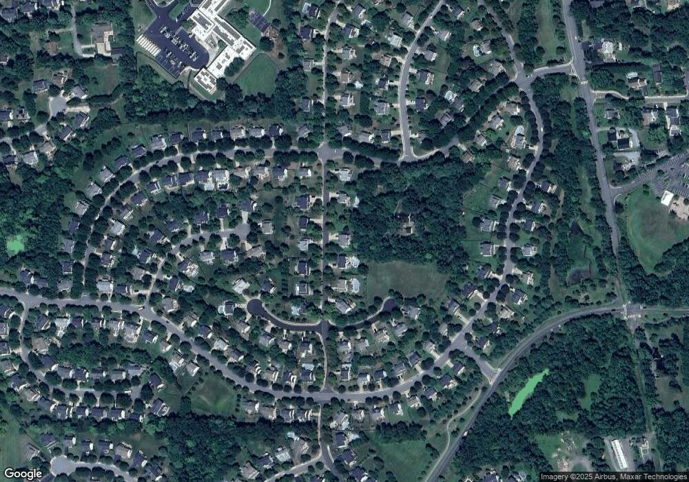 612 Wooden Bridge Dr, Purcellville, VA 20132 - photo 1