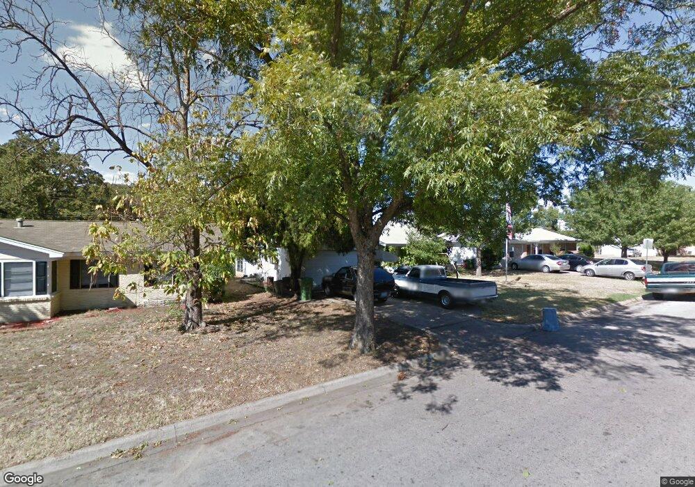 704 W Cedar St, Hurst, TX 76053 - photo 1