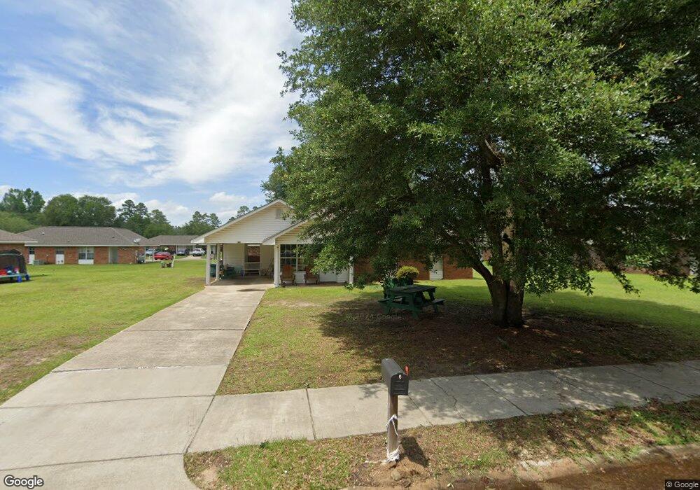 1805 General Pershing St, Laurel, MS 39440 - photo 1