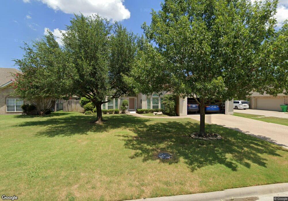 910 Wheeler Creek Dr, Gainesville, TX 76240 - photo 1