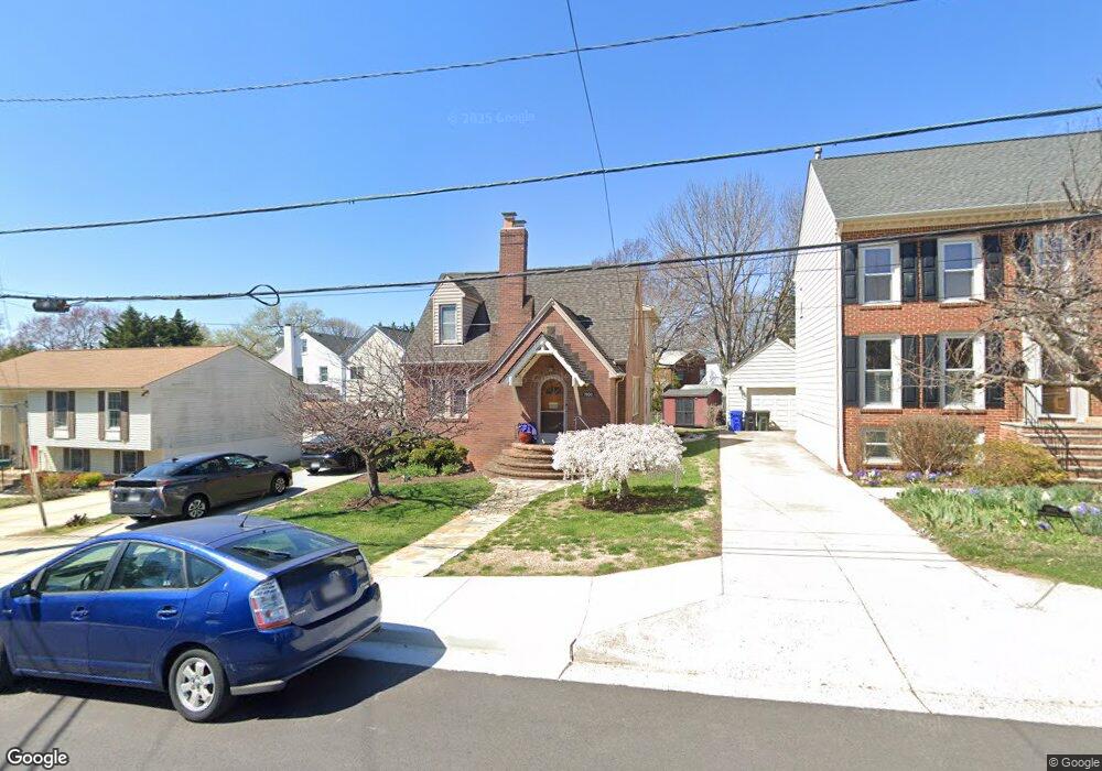 1900 N Nottingham St, Arlington, VA 22205 - photo 1