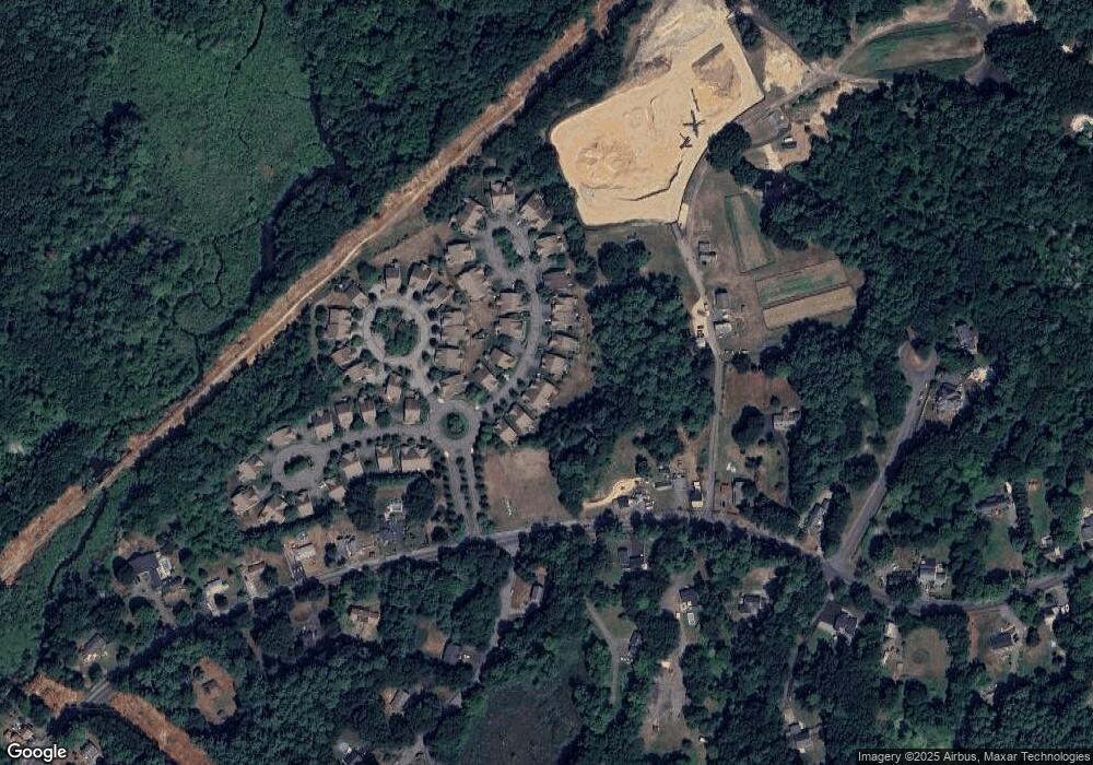 4 Larkspur Cir, Georgetown, MA 01833 - photo 1