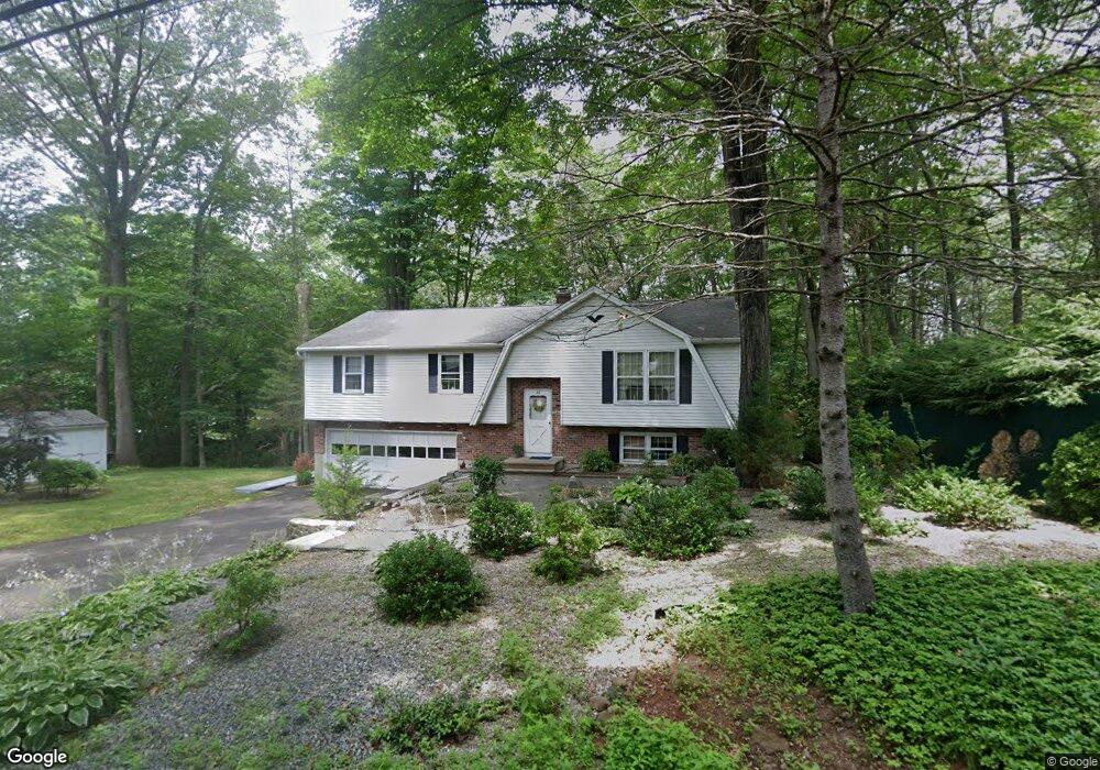 46 Grieb Rd, Wallingford, CT 06492 - photo 1